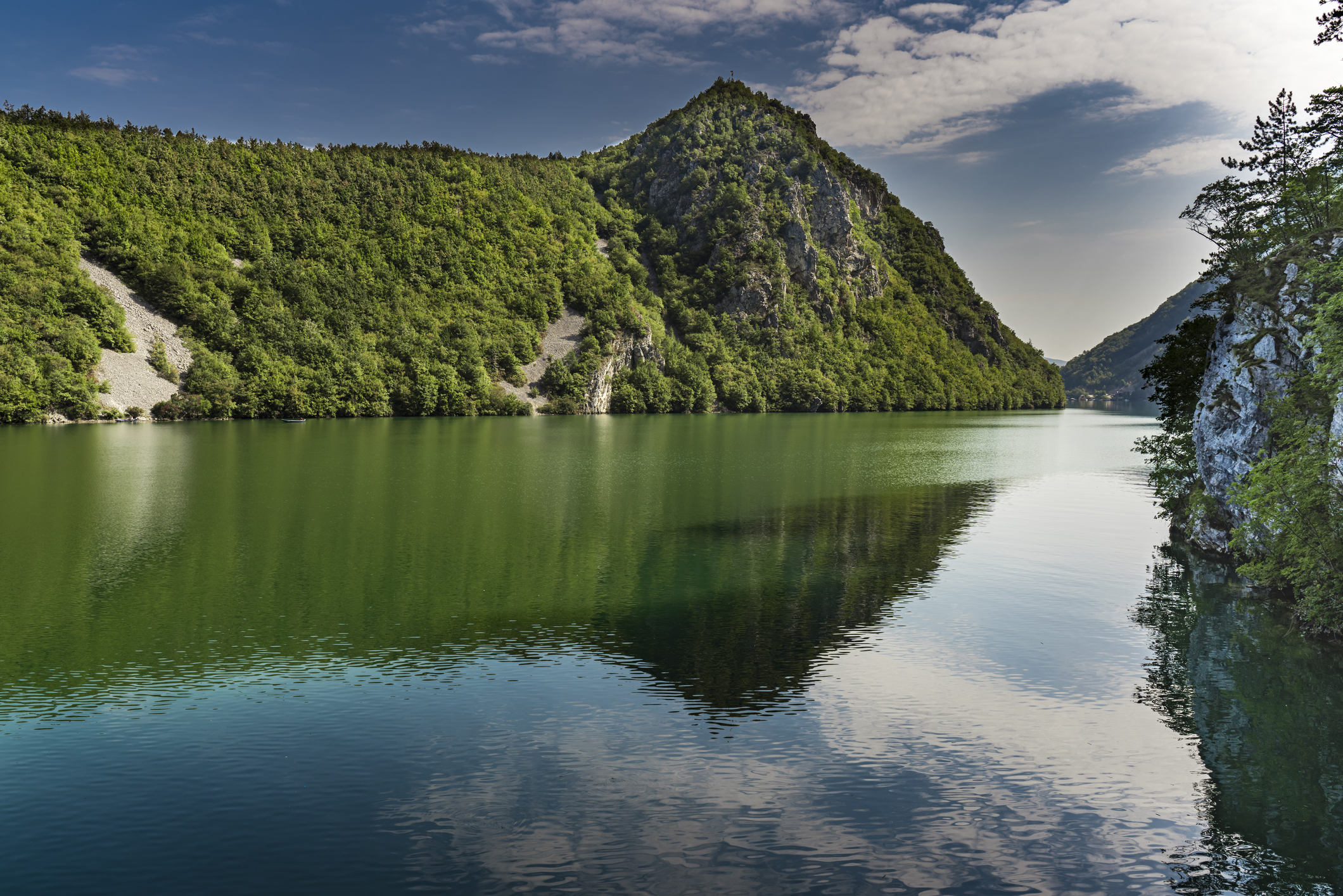 perućac jezero
